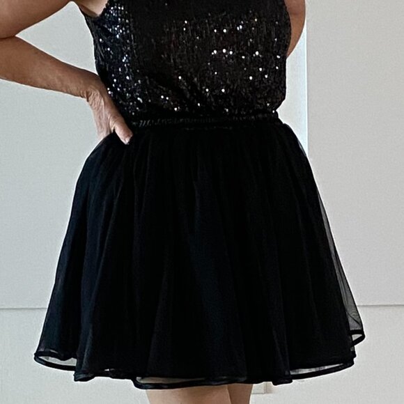 Dance Black Netted Full Skirt Sz M - Picture 11 of 11